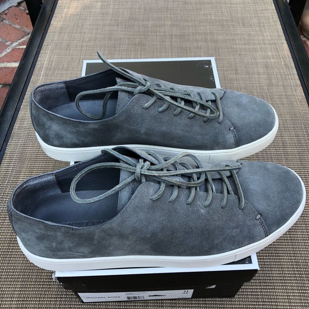 Michael Kors Jared sneaker. Gray, size 11. Brand new. - Picture 3 of 7